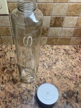Voss 800ml Empty Glass Water Bottle